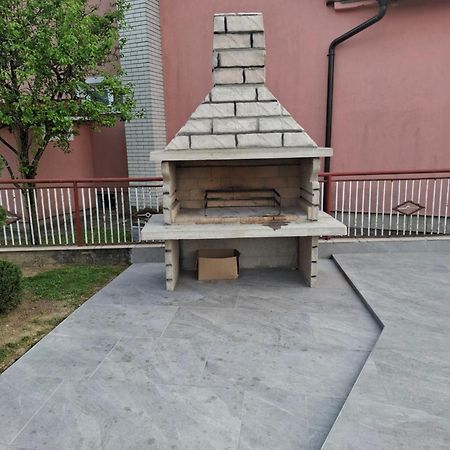 Apartamento Maja Velika Gorica Exterior foto