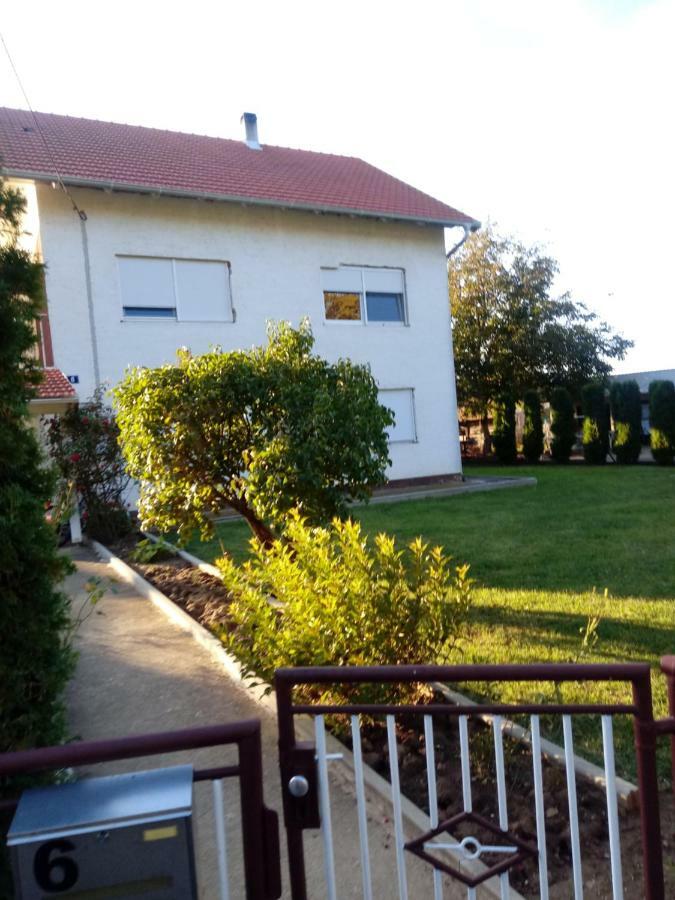 Apartamento Maja Velika Gorica Exterior foto
